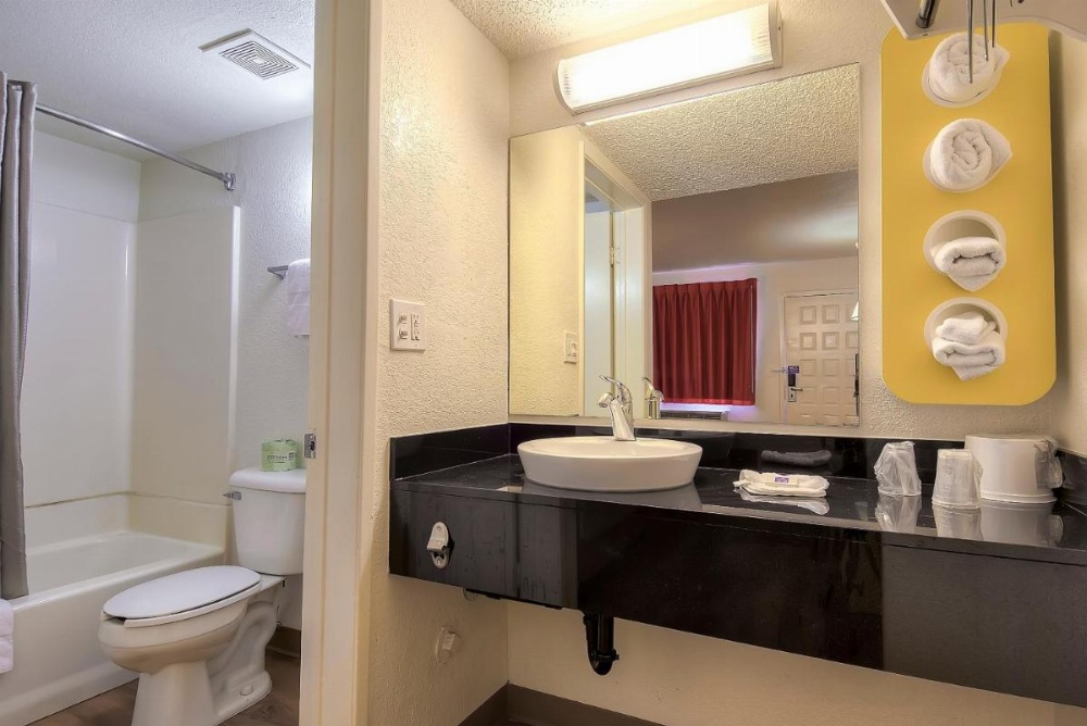 Motel 6 Los Angeles -Hacienda Heights Image 18