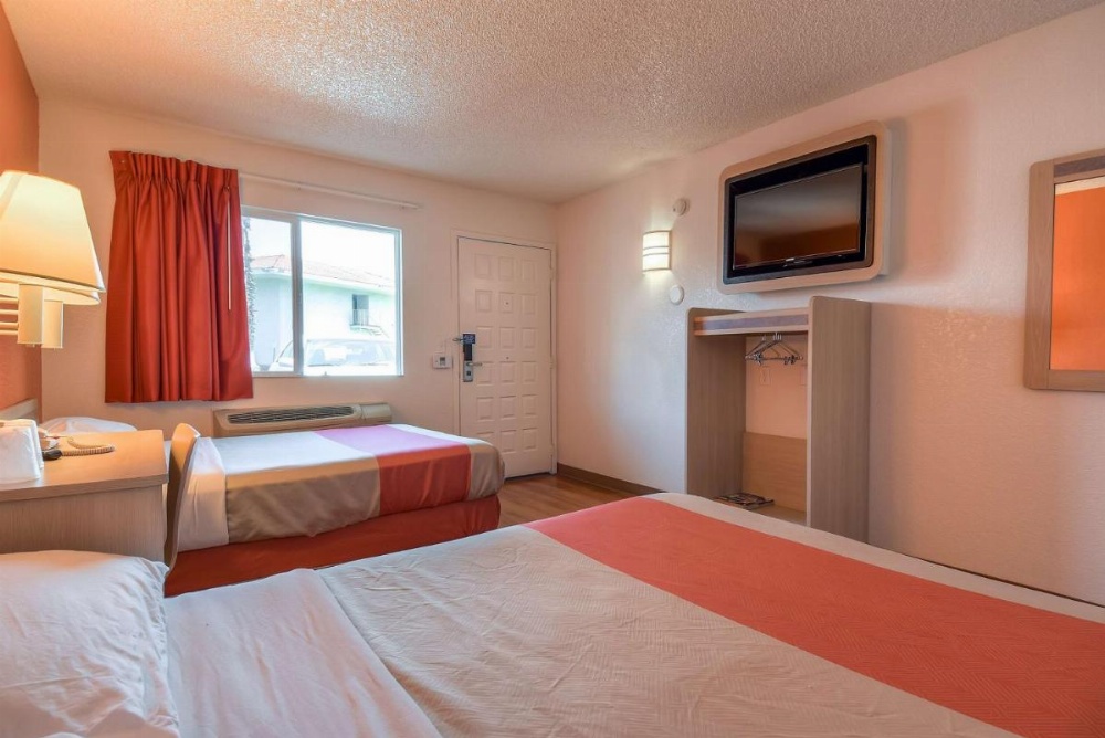 Motel 6 Los Angeles -Hacienda Heights Image 53